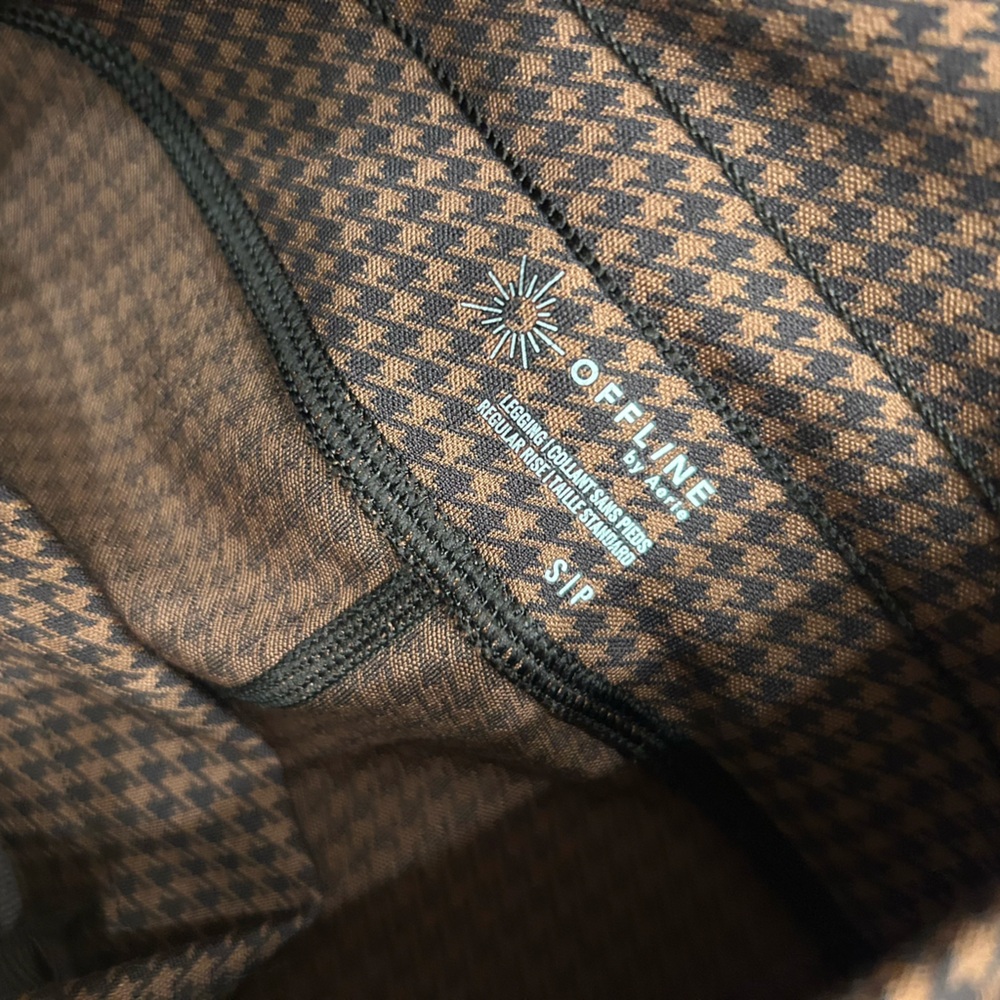 Offline by Aerie Brown Houndstooth Leggings - Picture 5 of 5